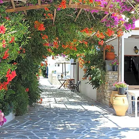 Mare Monte Hotel Chora (Ios)
